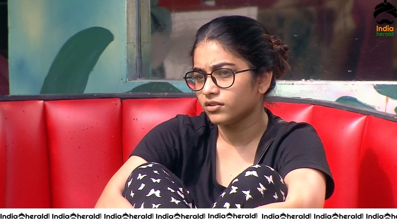 Bigg Boss Telugu Season 3 Day 67 Hot Wallpapers Set 4