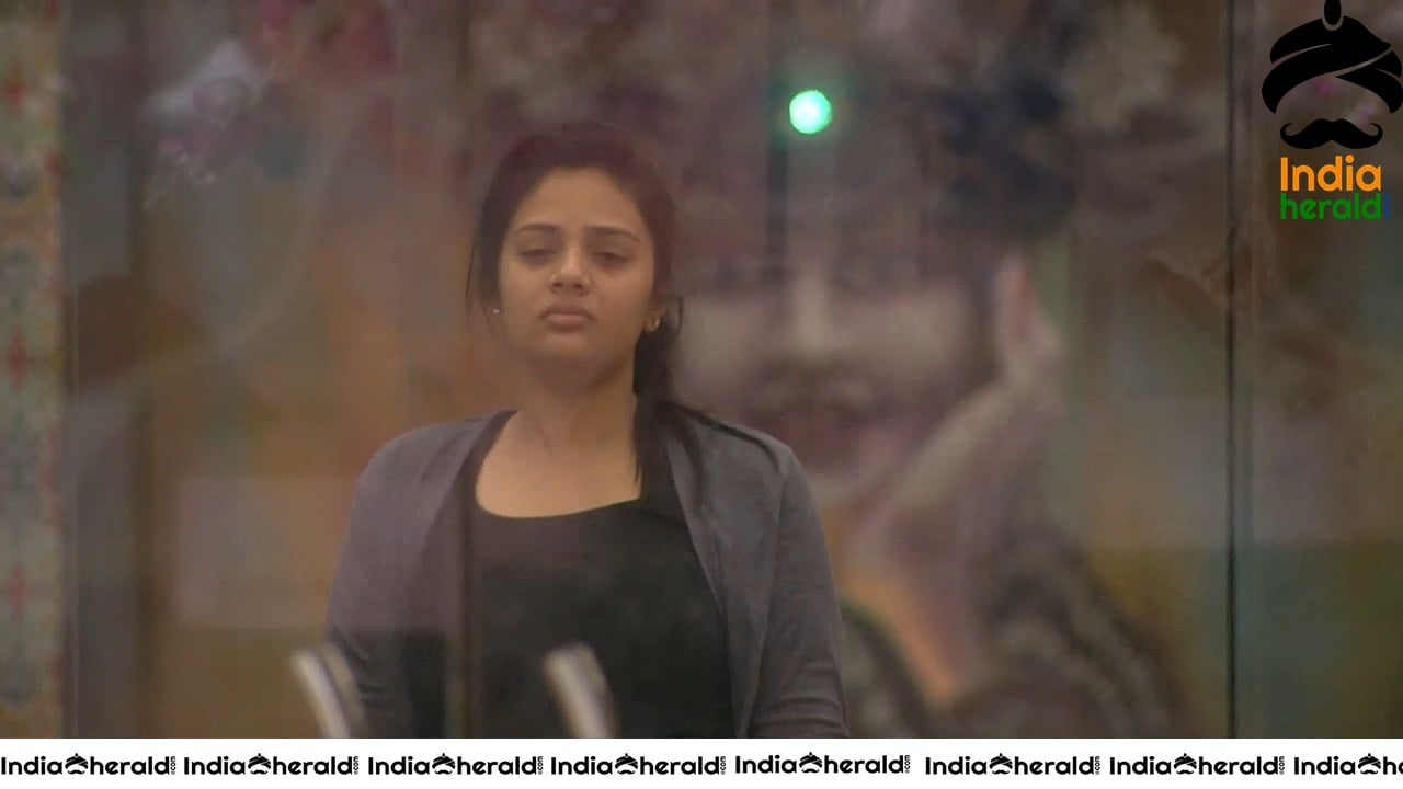 Bigg Boss Telugu Season 3 Day 68 Hot Wallpapers Set 2