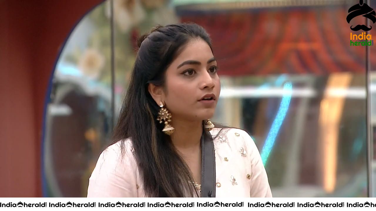 Bigg Boss Telugu Season 3 Day 69 Hot Wallpapers Set 2