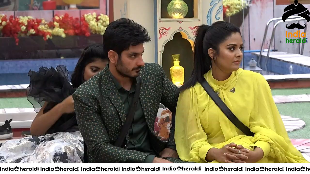 Bigg Boss Telugu Season 3 Day 70 Hot Wallpapers Set 2