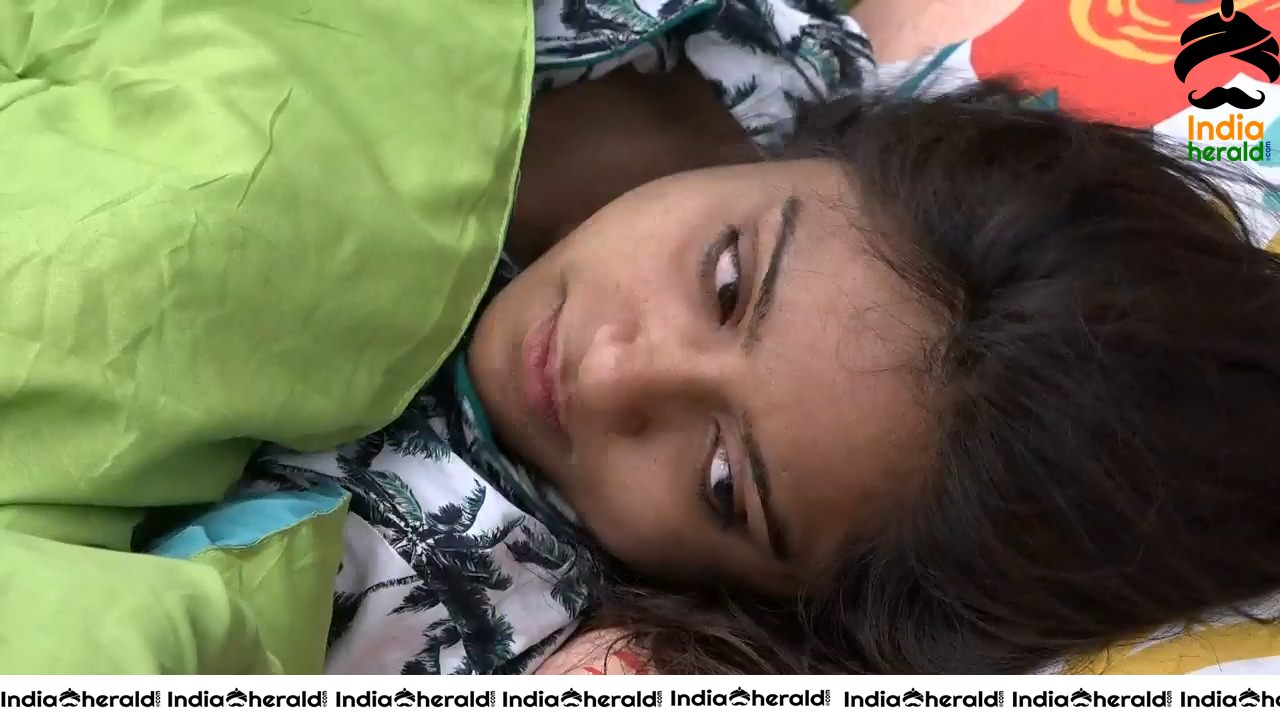 Bigg Boss Telugu Season 3 Day 71 Hot Wallpapers Set 1