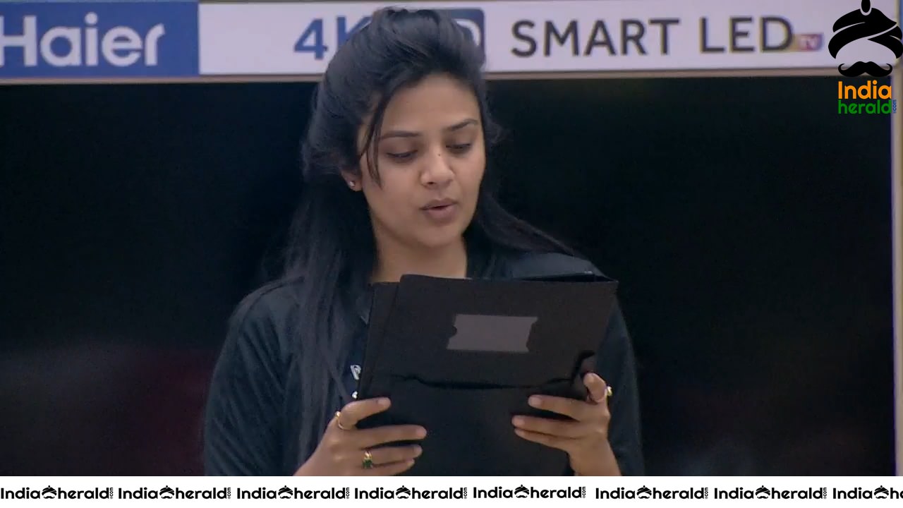 Bigg Boss Telugu Season 3 Day 71 Hot Wallpapers Set 1