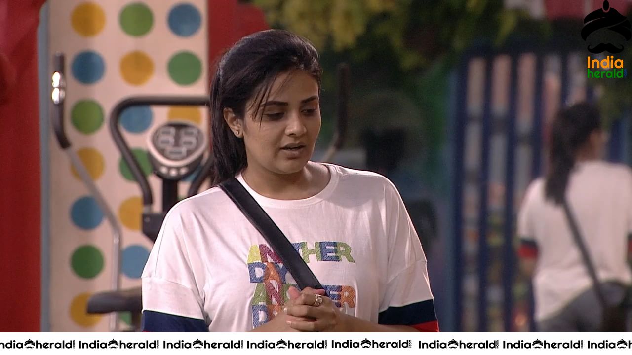 Bigg Boss Telugu Season 3 Day 75 Hot Wallpapers Set 3