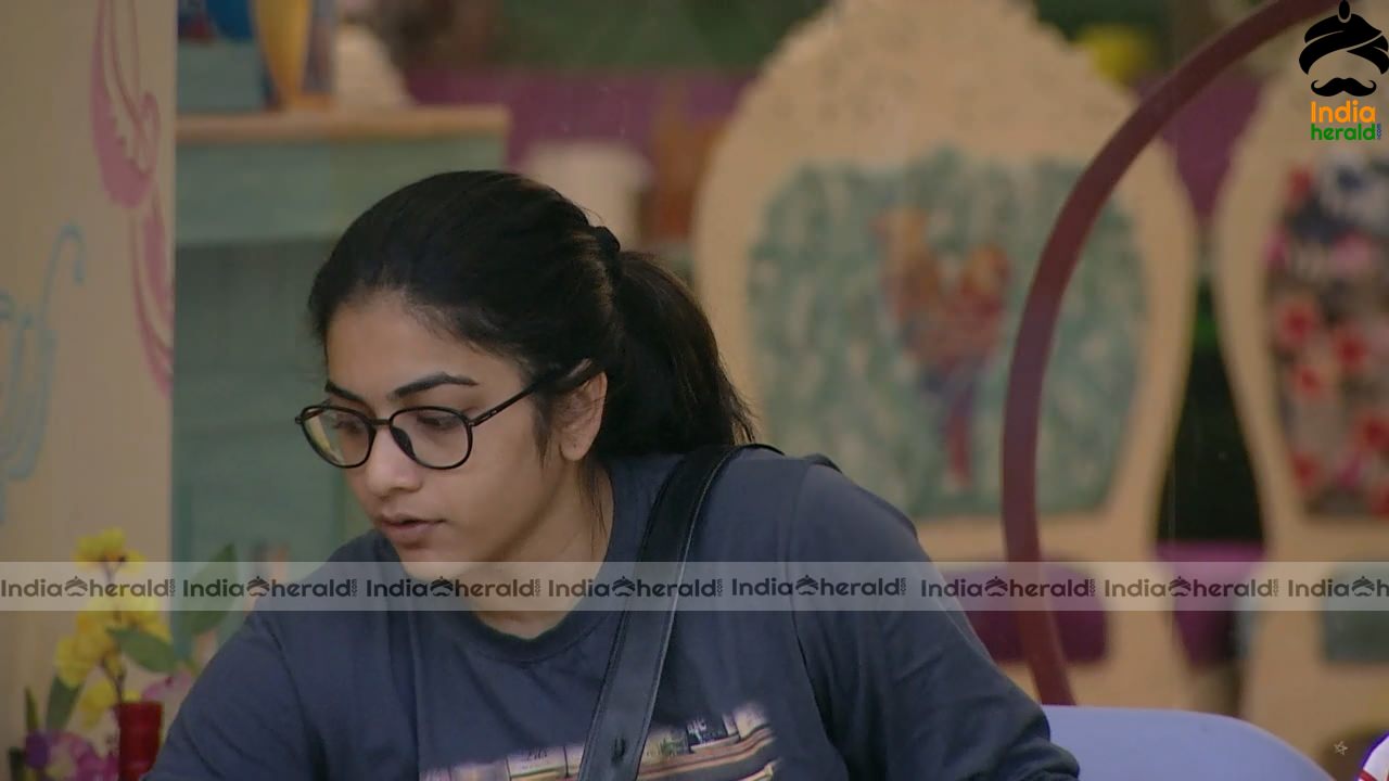 Bigg Boss Telugu Season 3 Day 76 Hot Wallpapers Set 1