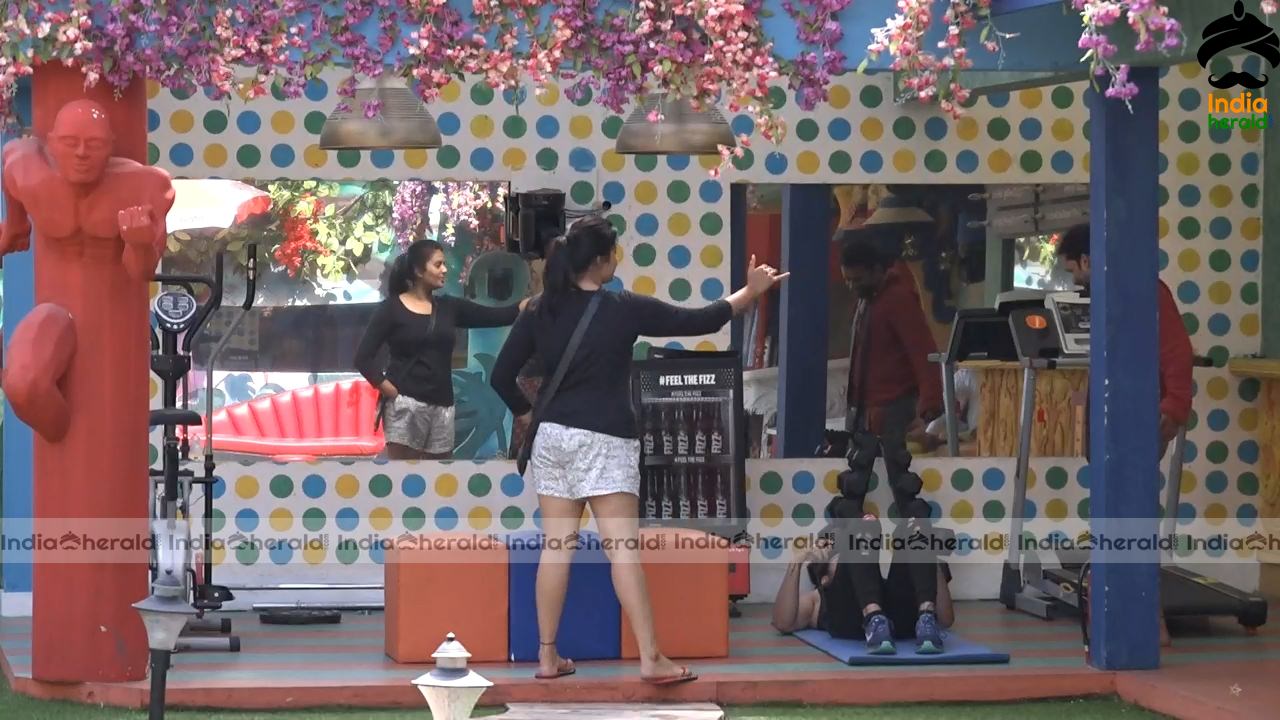 Bigg Boss Telugu Season 3 Day 76 Hot Wallpapers Set 1