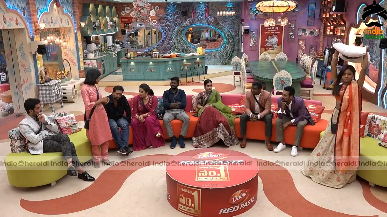 Bigg Boss Telugu Season 3 Day 76 Hot Wallpapers Set 3