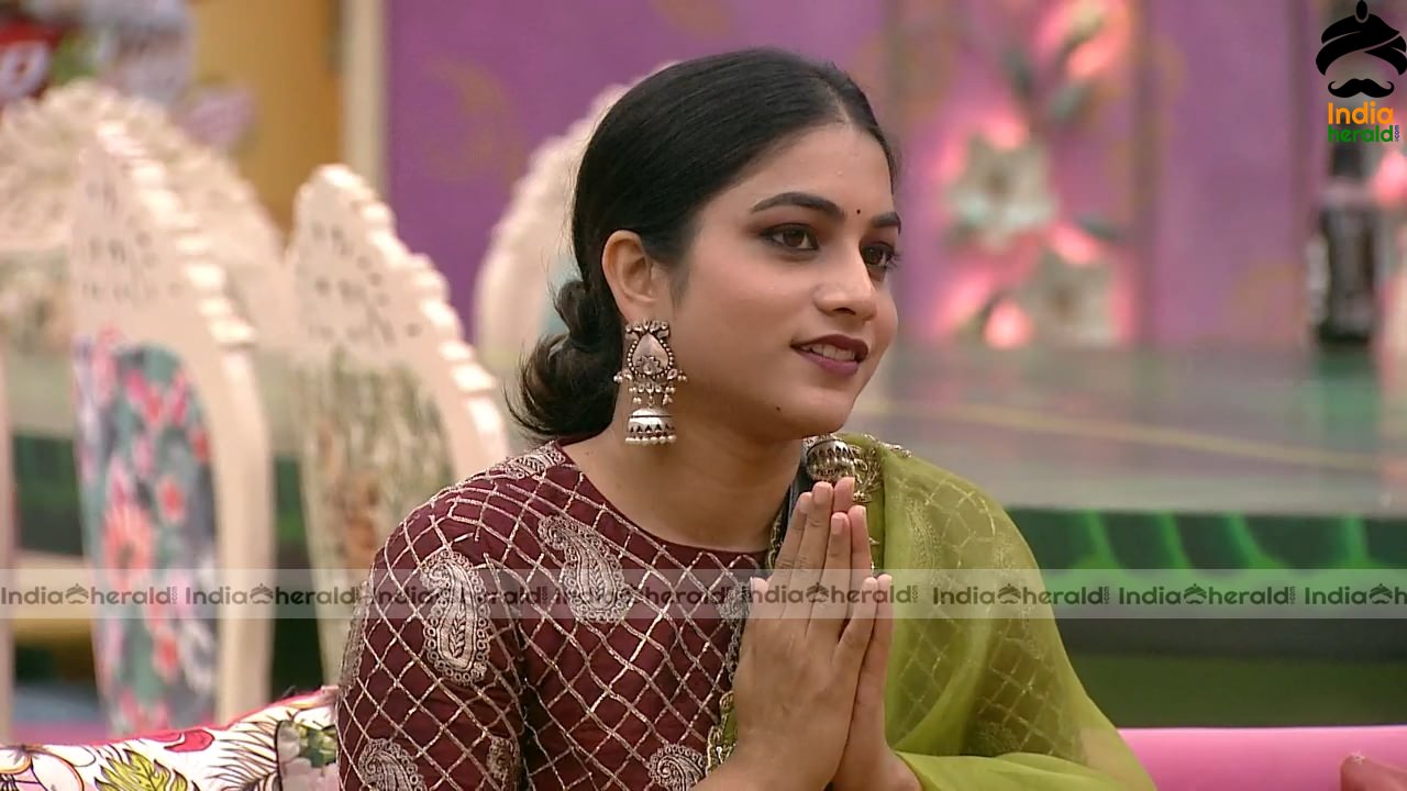 Bigg Boss Telugu Season 3 Day 76 Hot Wallpapers Set 4