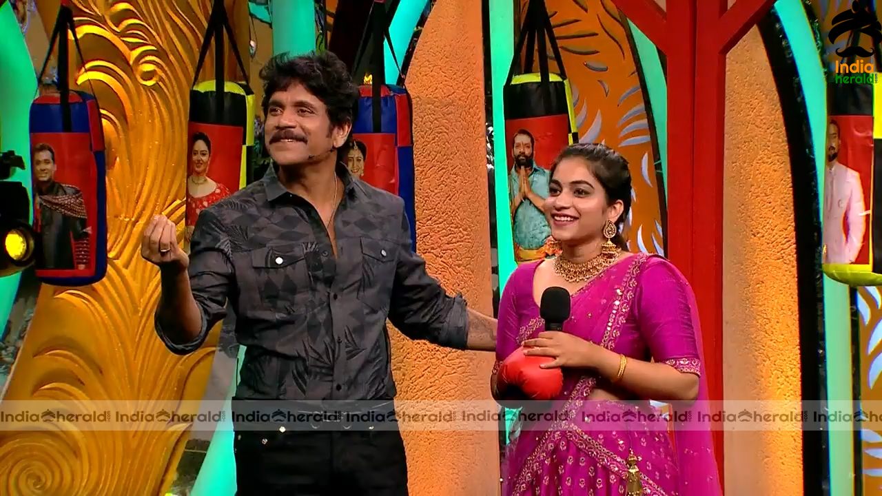 Bigg Boss Telugu Season 3 Day 77 Hot Wallpapers Set 4