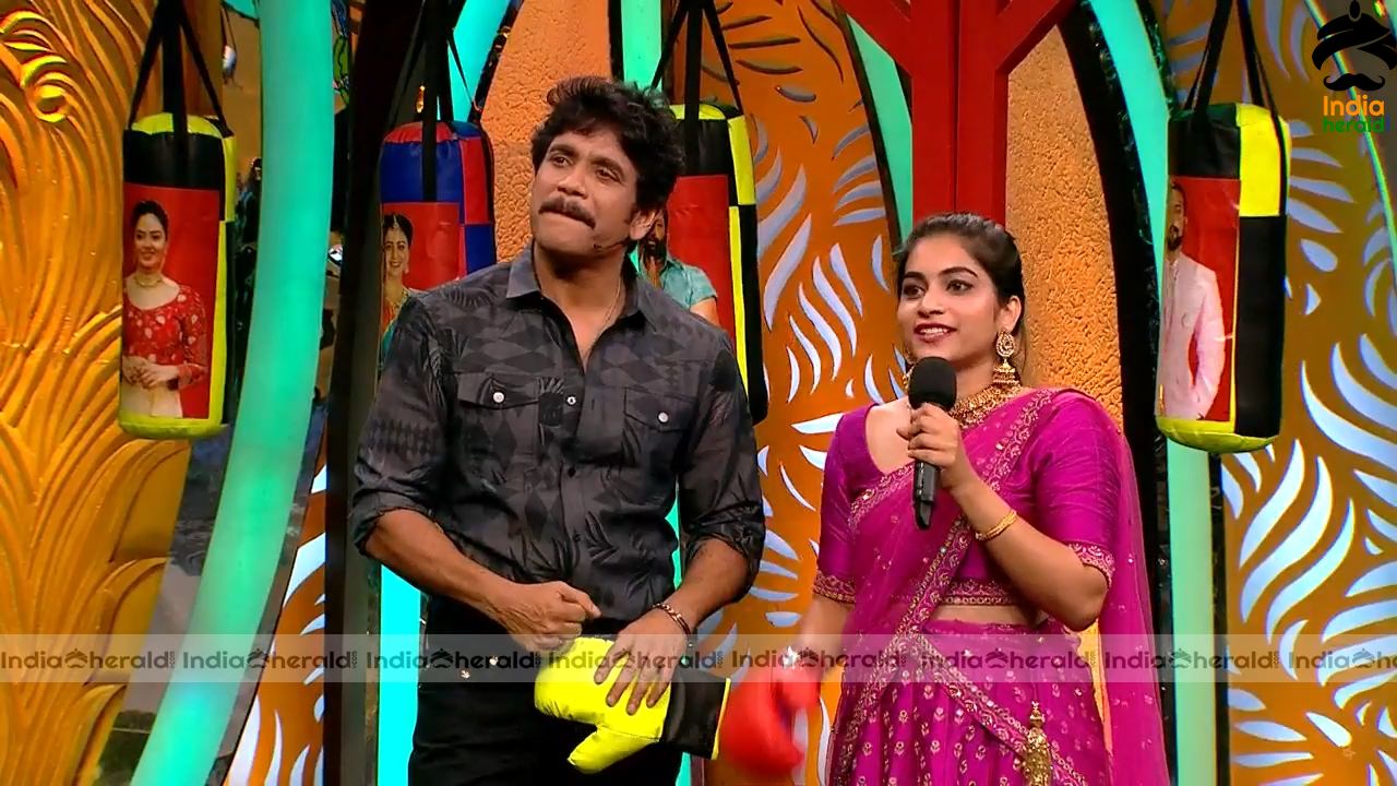Bigg Boss Telugu Season 3 Day 77 Hot Wallpapers Set 4