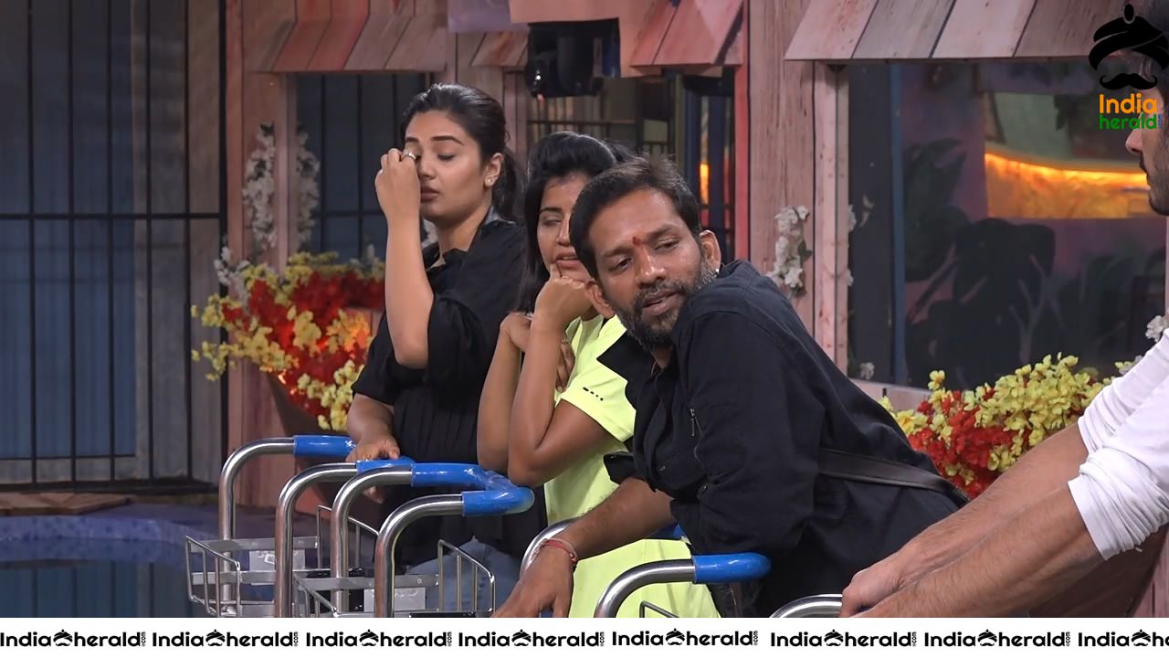 Bigg Boss Telugu Season 3 Day 78 Hot Wallpapers Set 3