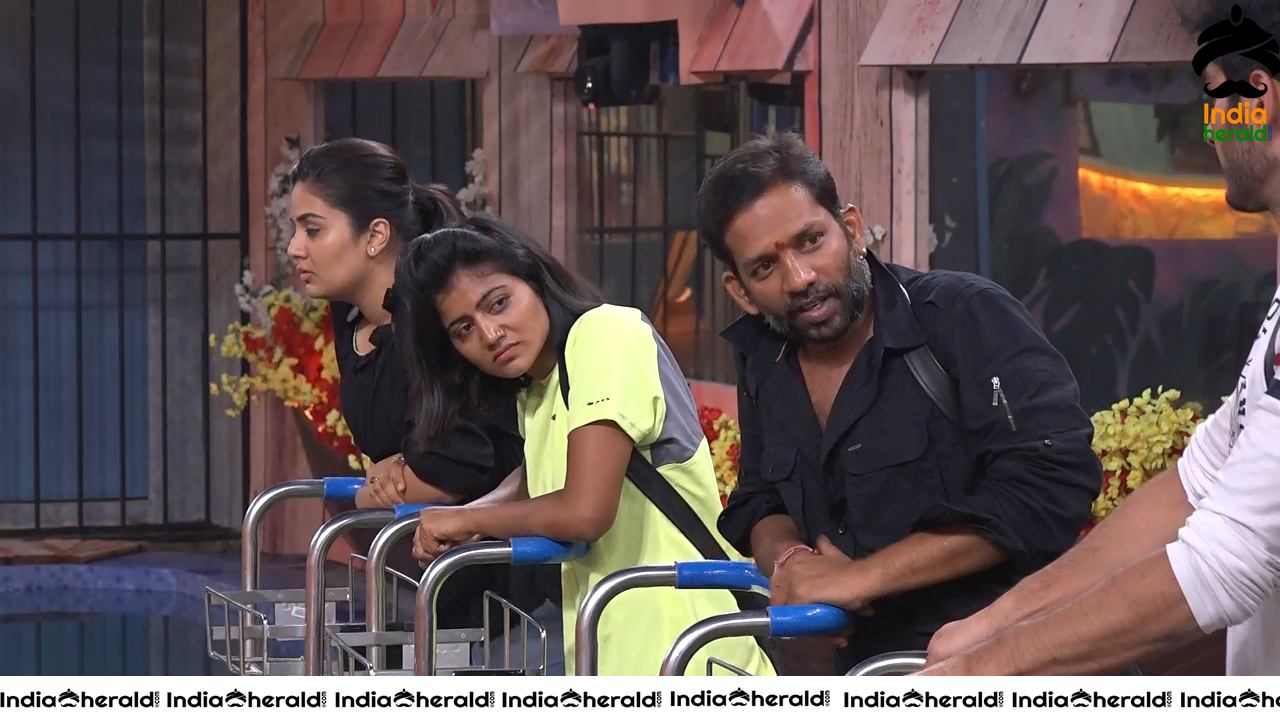 Bigg Boss Telugu Season 3 Day 78 Hot Wallpapers Set 3