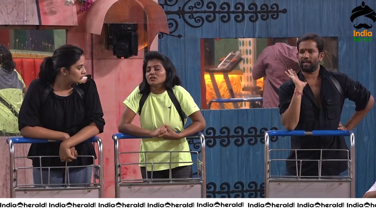 Bigg Boss Telugu Season 3 Day 78 Hot Wallpapers Set 4