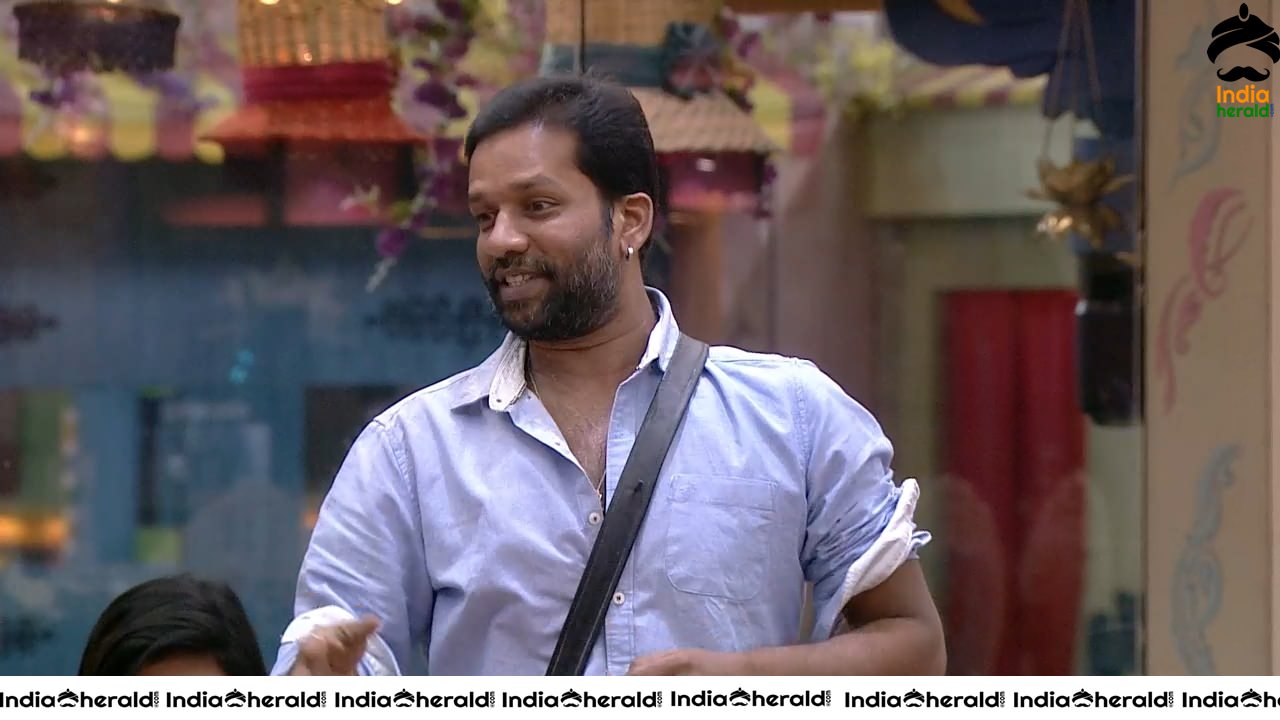 Bigg Boss Telugu Season 3 Day 80 Hot Wallpapers Set 4