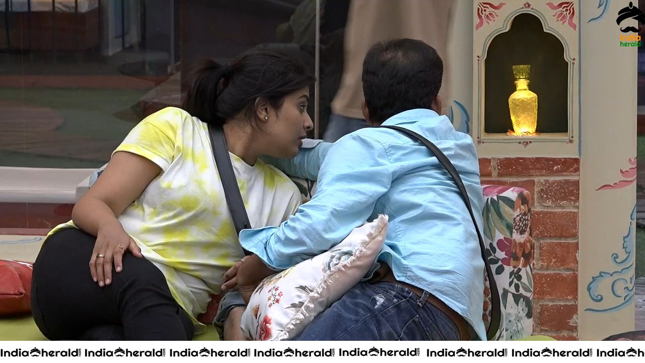 Bigg Boss Telugu Season 3 Day 81 Hot Wallpapers Set 4