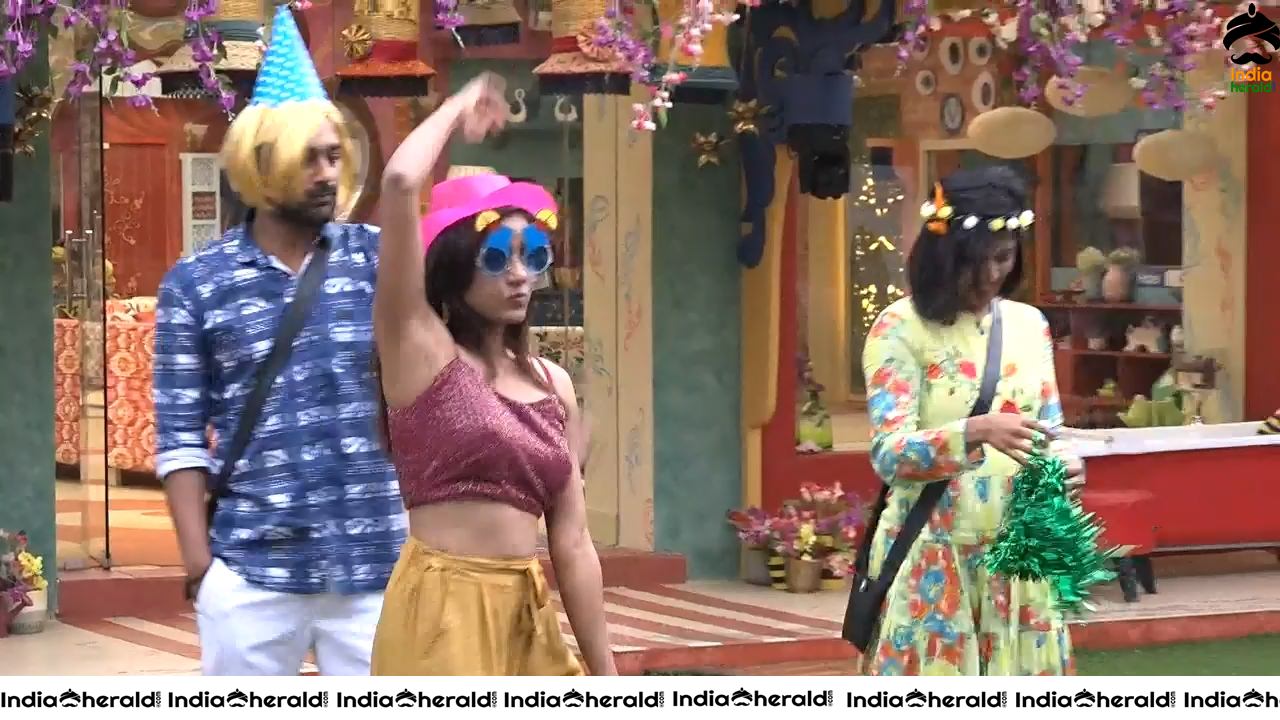 Bigg Boss Telugu Season 3 Day 81 Hot Wallpapers Set 5