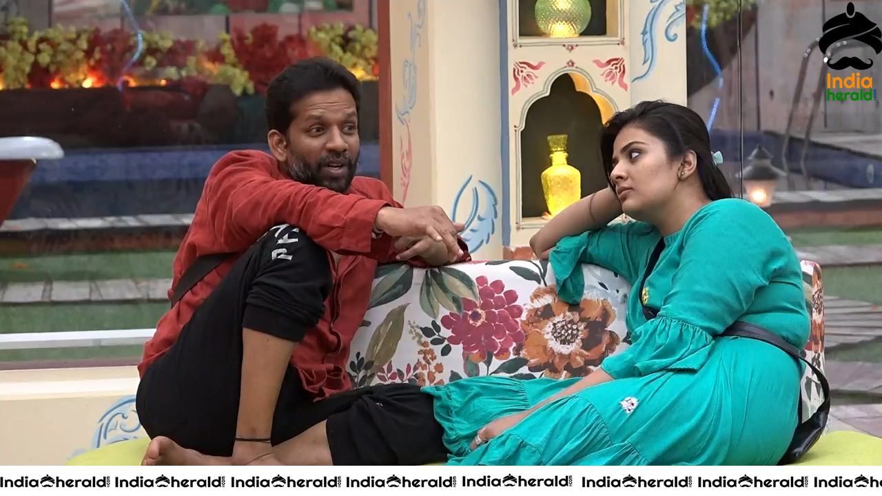 Bigg Boss Telugu Season 3 Day 82 Hot Wallpapers Set 4