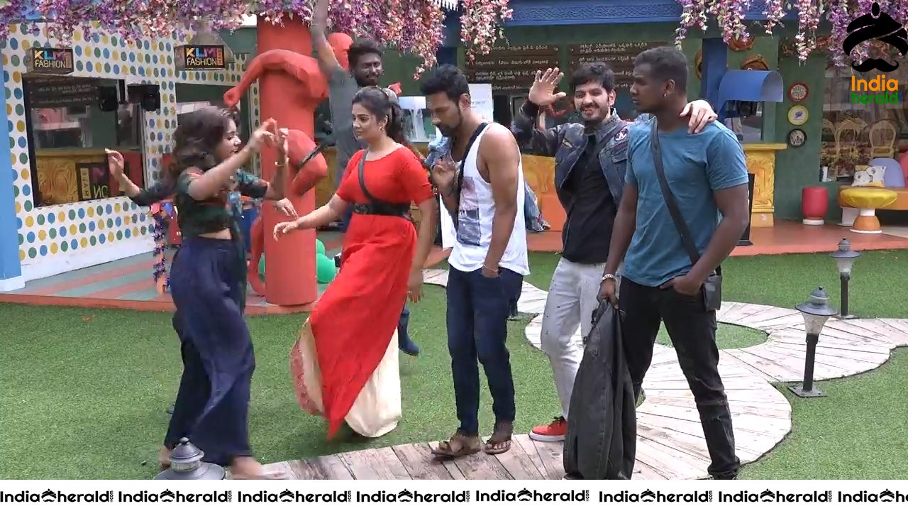 Bigg Boss Telugu Season 3 Day 82 Hot Wallpapers Set 5