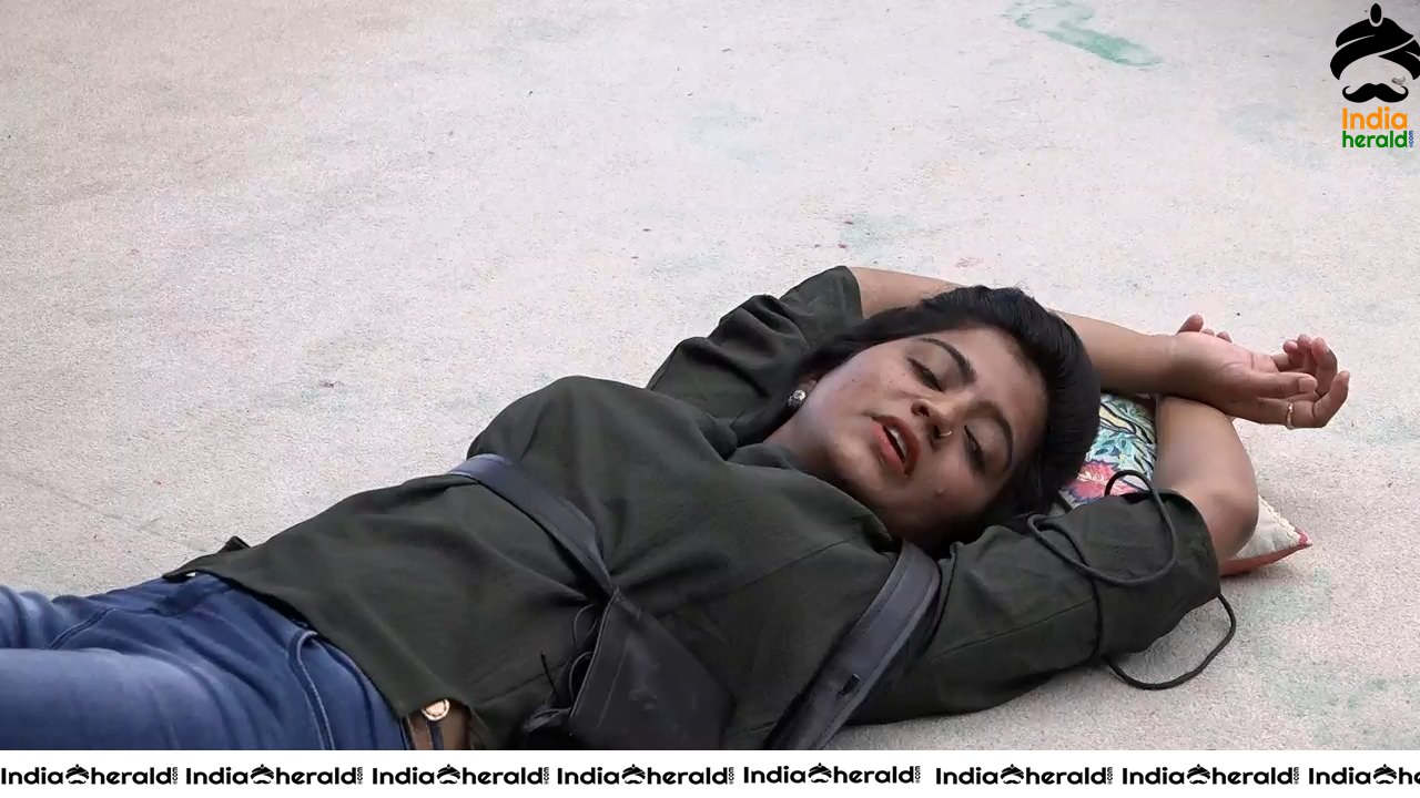 Bigg Boss Telugu Season 3 Day 83 Hot Wallpapers Set 2