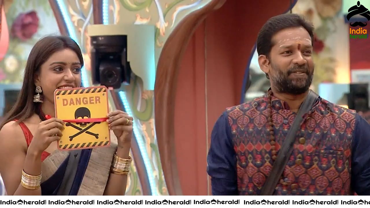 Bigg Boss Telugu Season 3 Day 83 Hot Wallpapers Set 4