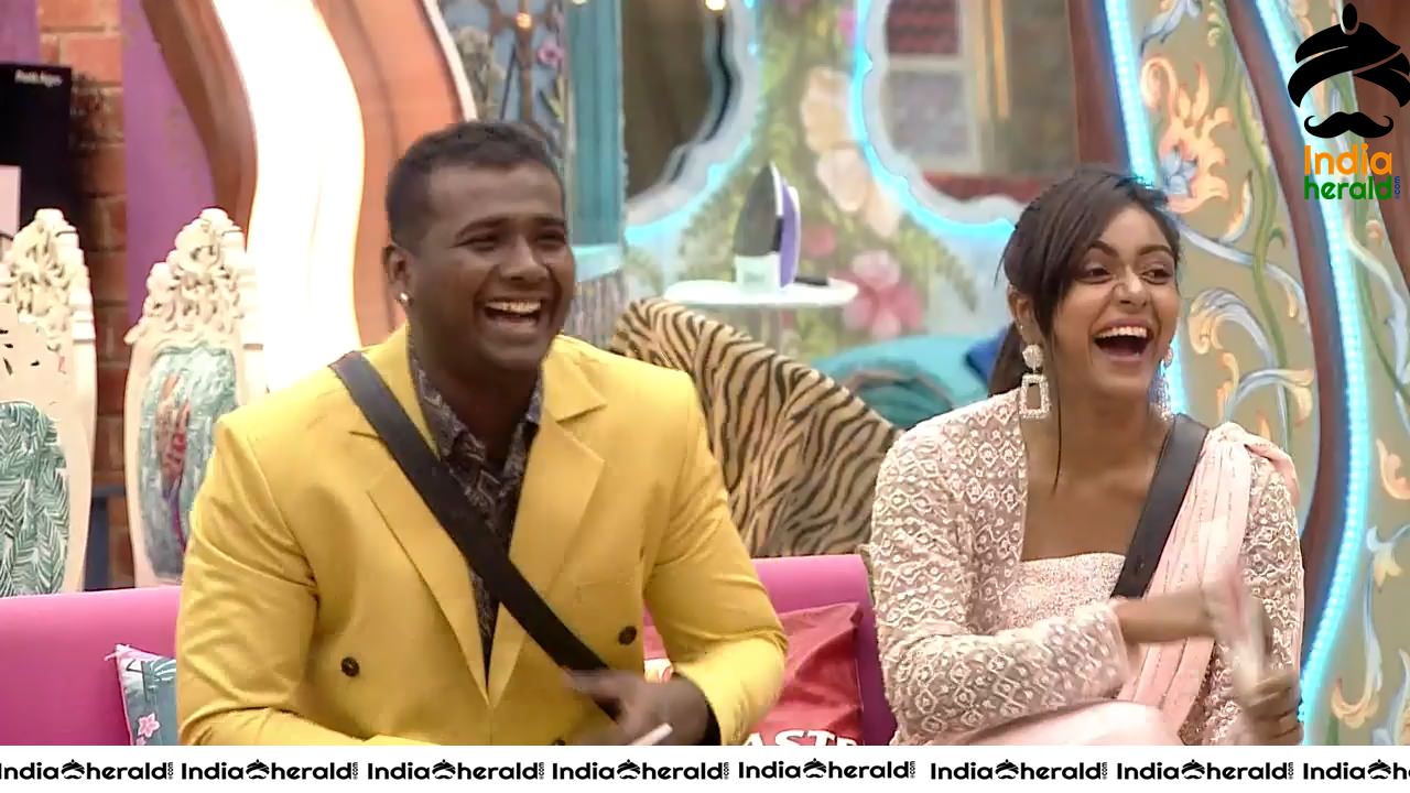 Bigg Boss Telugu Season 3 Day 84 Hot Wallpapers Set 4