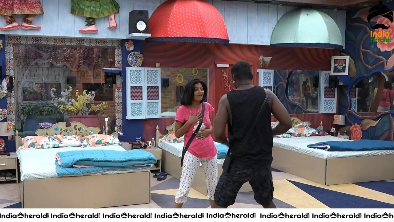 Bigg Boss Telugu Season 3 Day 85 Hot Wallpapers Set 1
