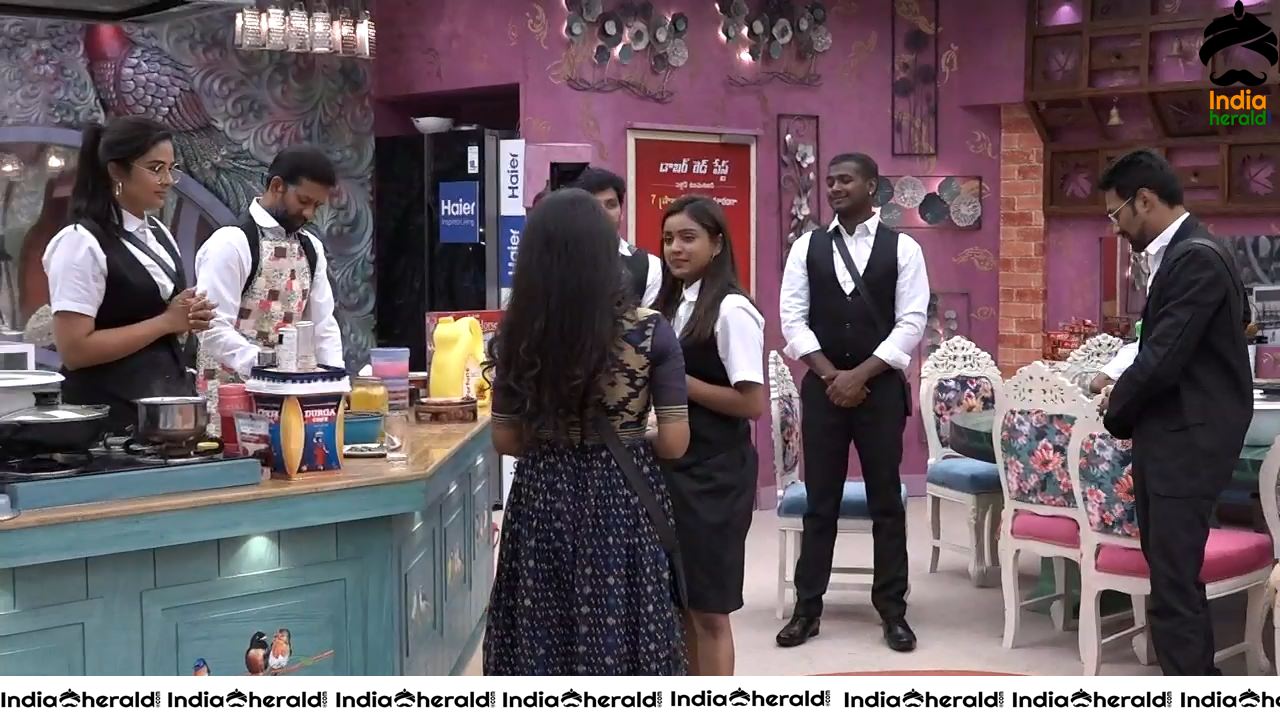 Bigg Boss Telugu Season 3 Day 86 Hot Wallpapers Set 5