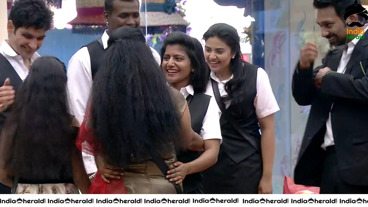 Bigg Boss Telugu Season 3 Day 87 Hot Wallpapers Set 5