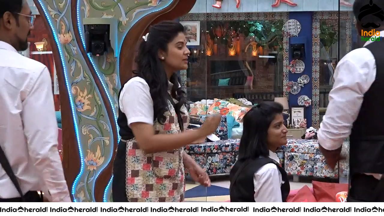 Bigg Boss Telugu Season 3 Day 88 Hot Wallpapers Set 2