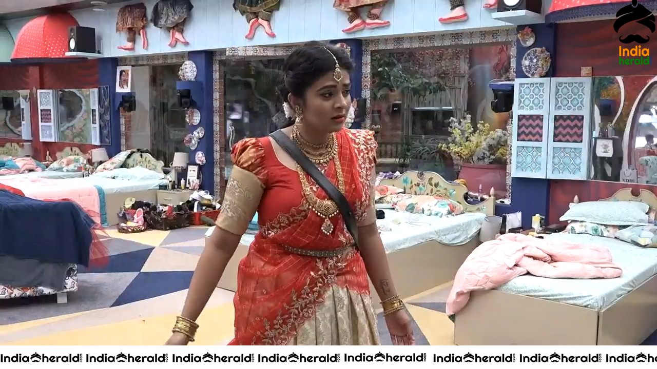 Bigg Boss Telugu Season 3 Day 89 Hot Wallpaper Stills Set 3