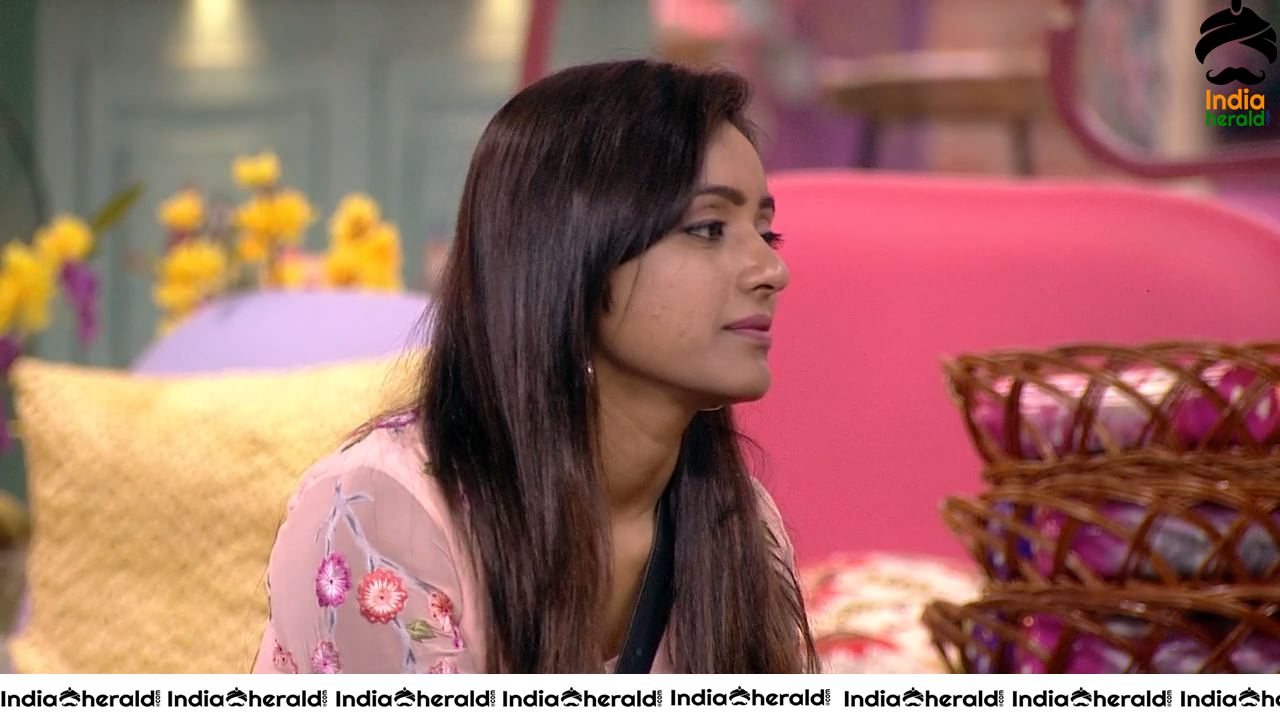 Bigg Boss Telugu Season 3 Day 89 Hot Wallpapers Set 2