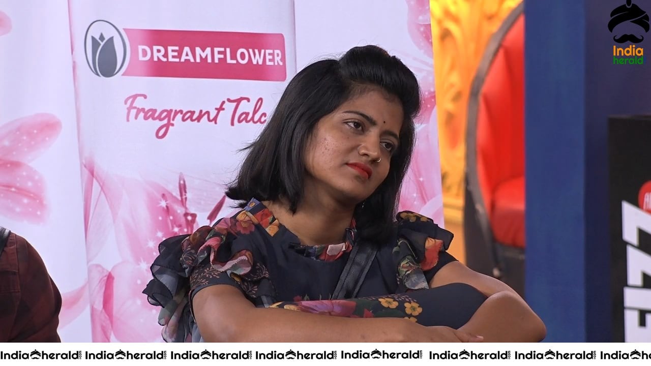 Bigg Boss Telugu Season 3 Day 89 Hot Wallpapers Set 2