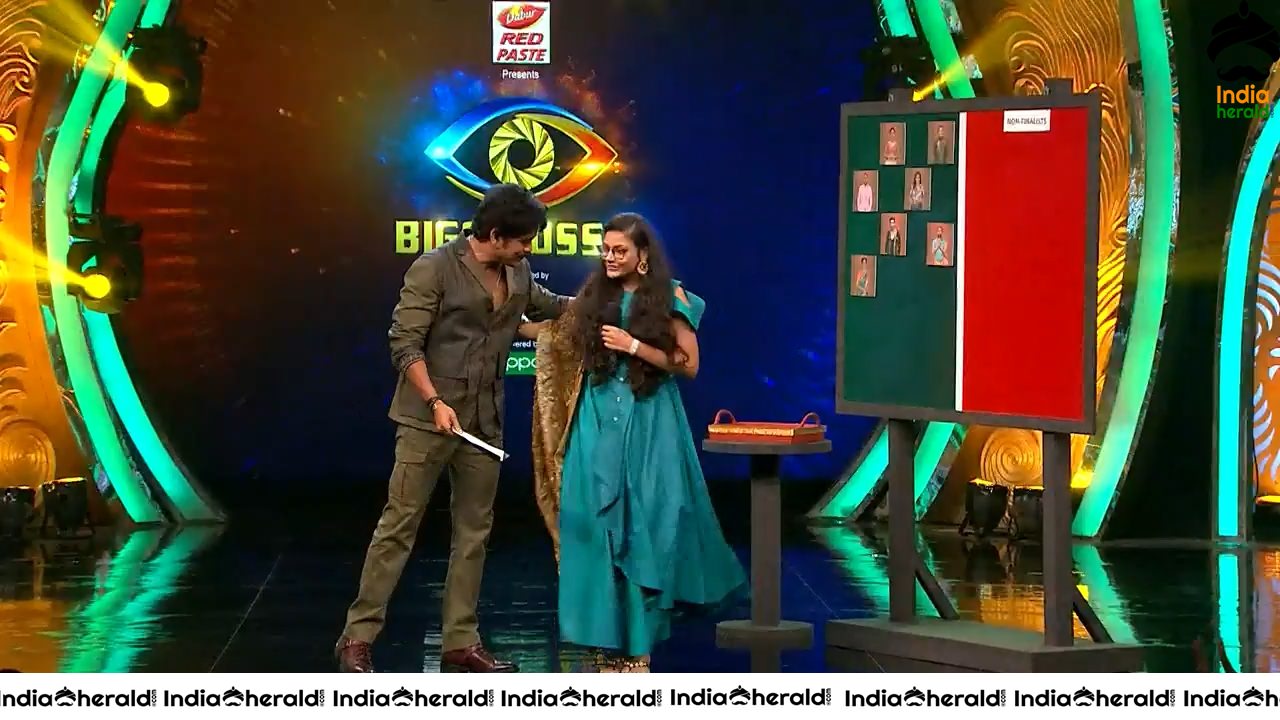 Bigg Boss Telugu Season 3 Day 90 Hot Wallpapers Set 3