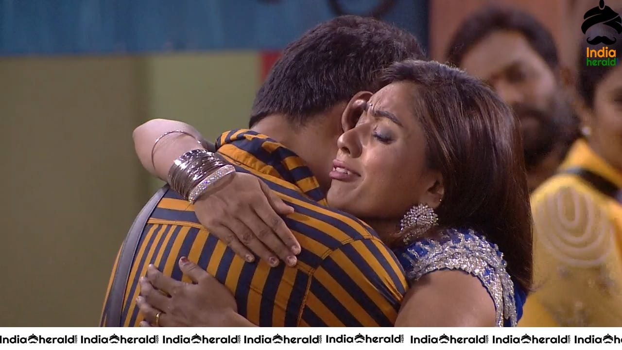 Bigg Boss Telugu Season 3 Day 91 Hot Wallpapers Set 4