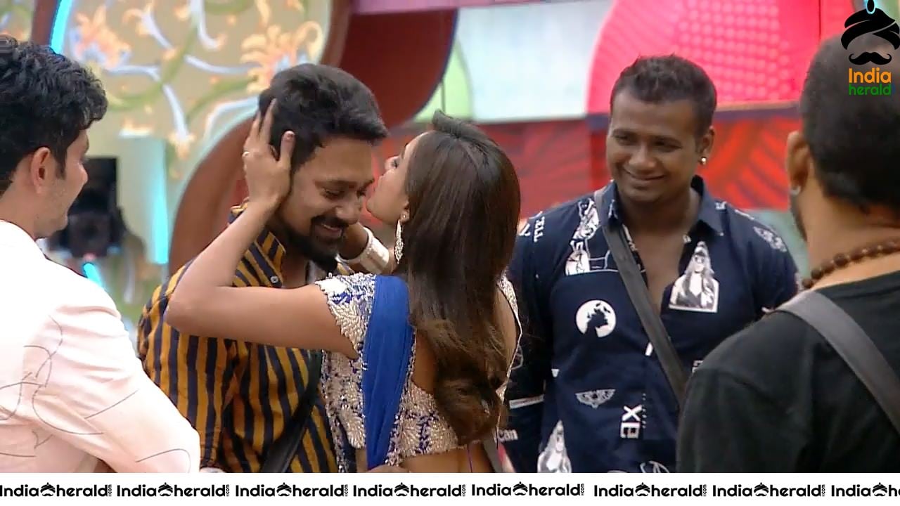 Bigg Boss Telugu Season 3 Day 91 Hot Wallpapers Set 4