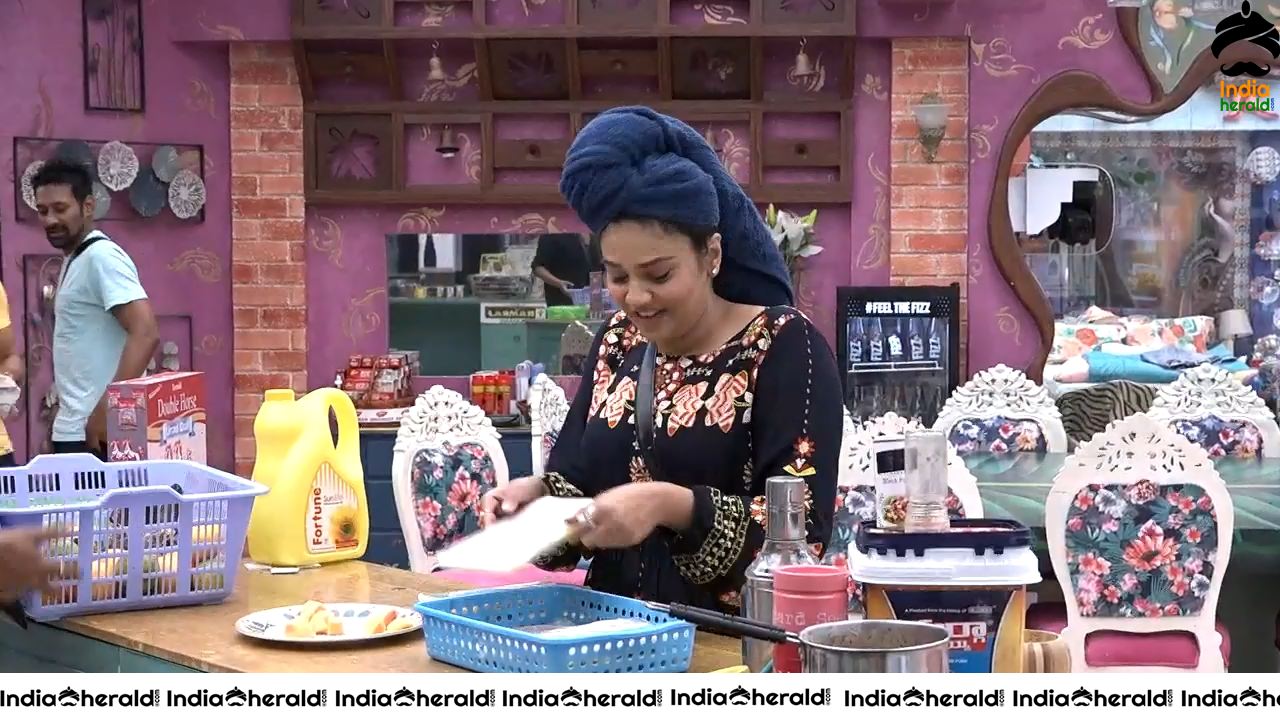 Bigg Boss Telugu Season 3 Day 92 Hot Wallpapers Set 1