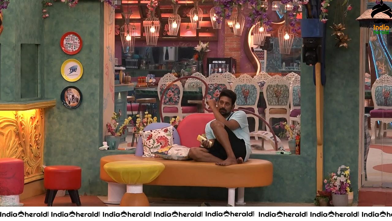 Bigg Boss Telugu Season 3 Day 92 Hot Wallpapers Set 1