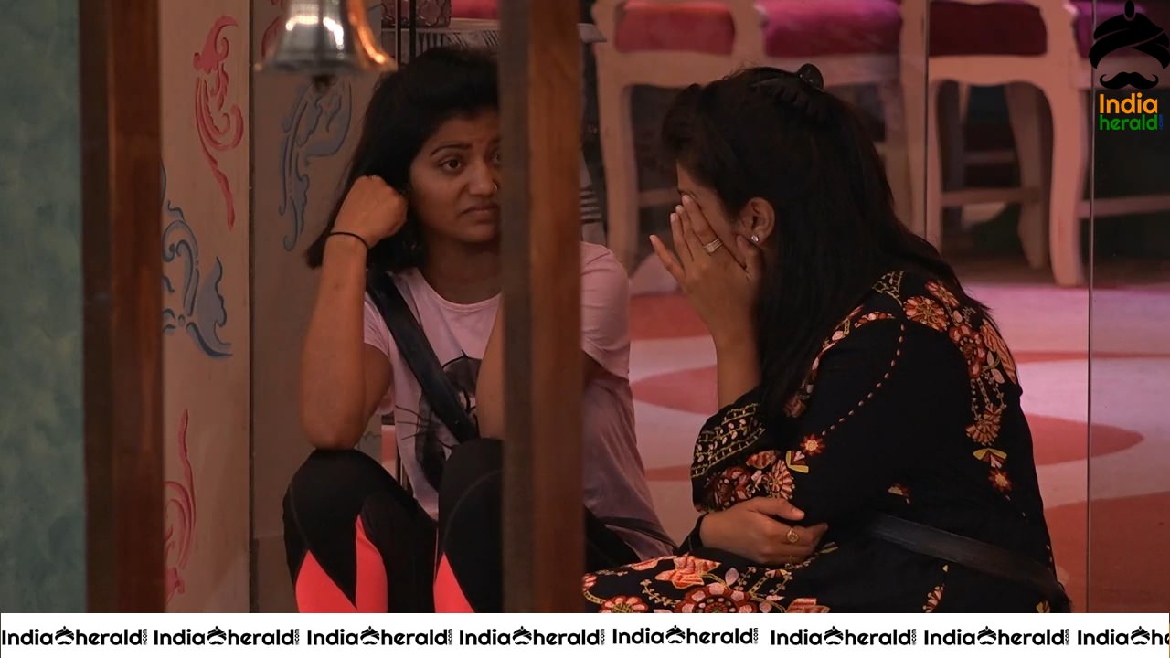 Bigg Boss Telugu Season 3 Day 93 Hot Wallpapers Set 1