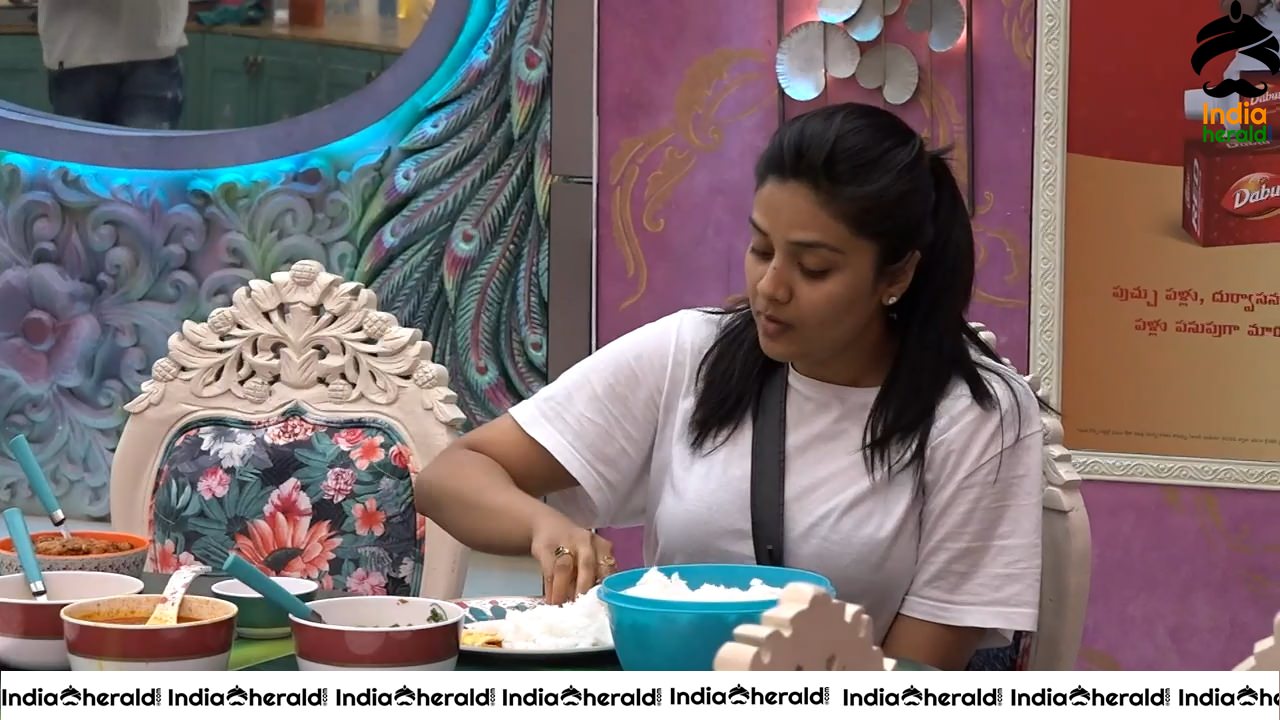 Bigg Boss Telugu Season 3 Day 93 Hot Wallpapers Set 4