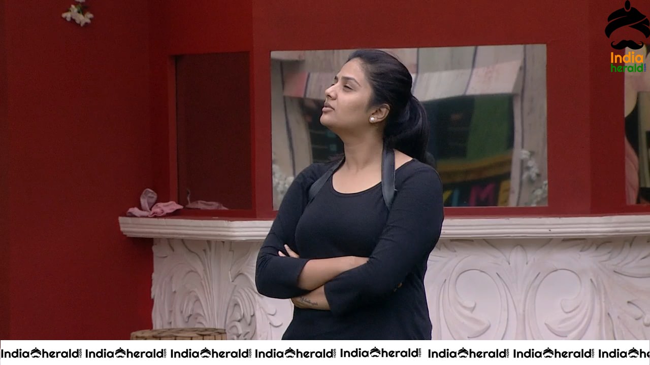 Bigg Boss Telugu Season 3 Day 93 Hot Wallpapers Set 4