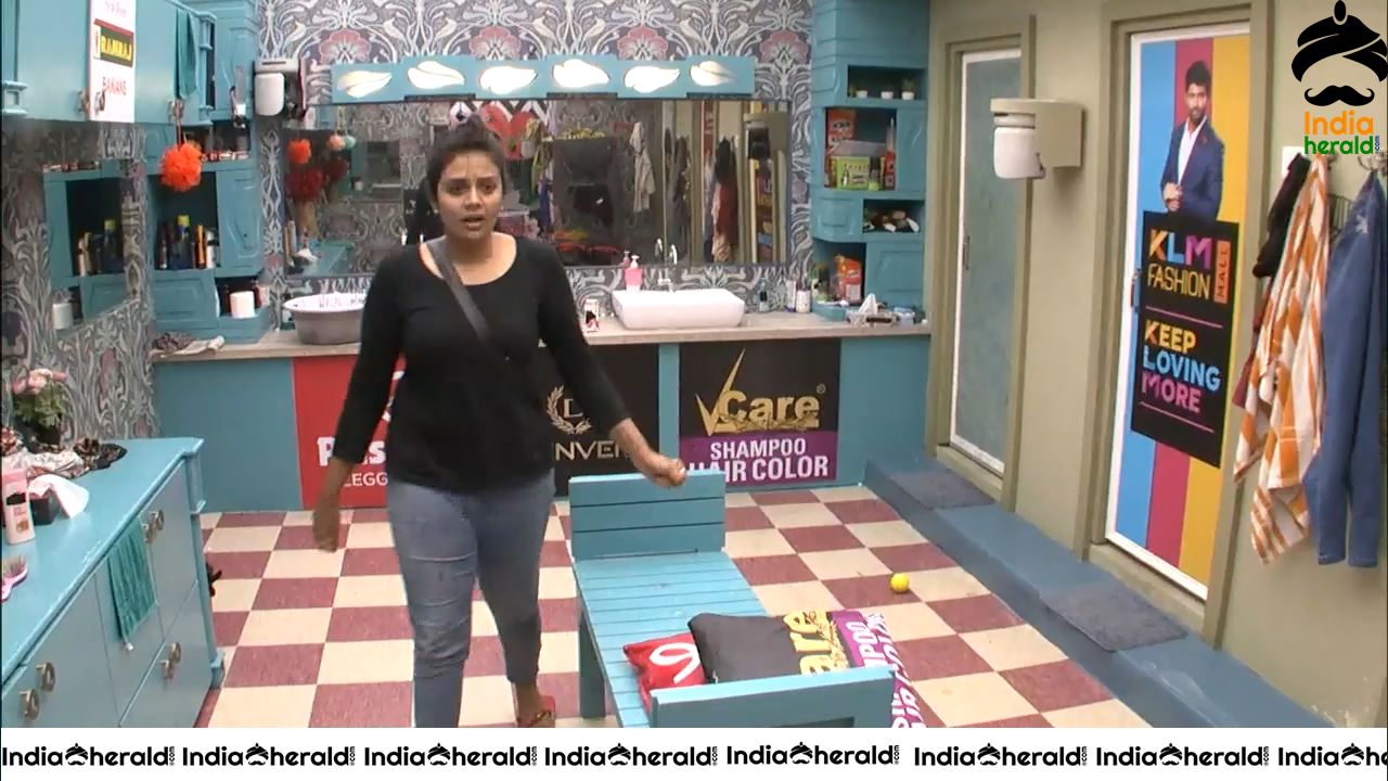 Bigg Boss Telugu Season 3 Day 93 Hot Wallpapers Set 4