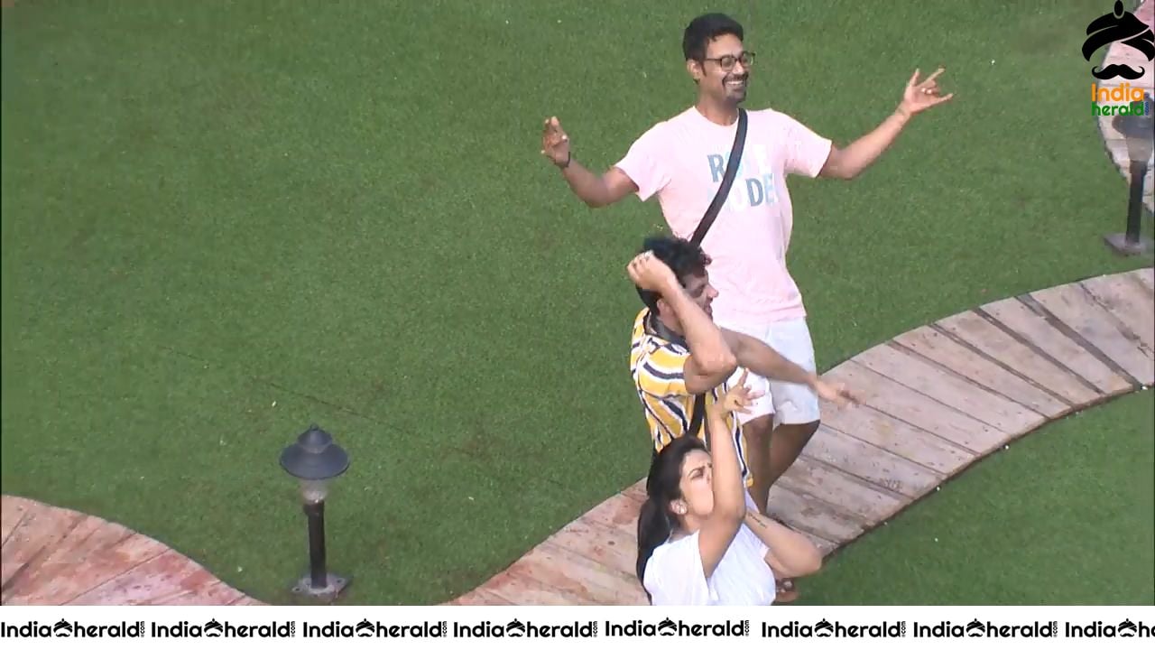 Bigg Boss Telugu Season 3 Day 94 Hot Wallpapers Set 1