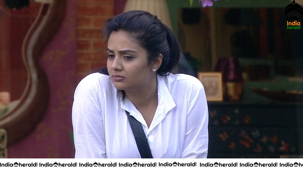 Bigg Boss Telugu Season 3 Day 95 Hot Wallpapers Set 2