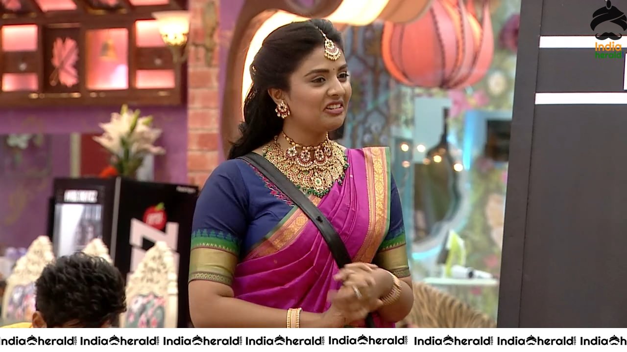 Bigg Boss Telugu Season 3 Day 97 Hot Wallpapers Set 3