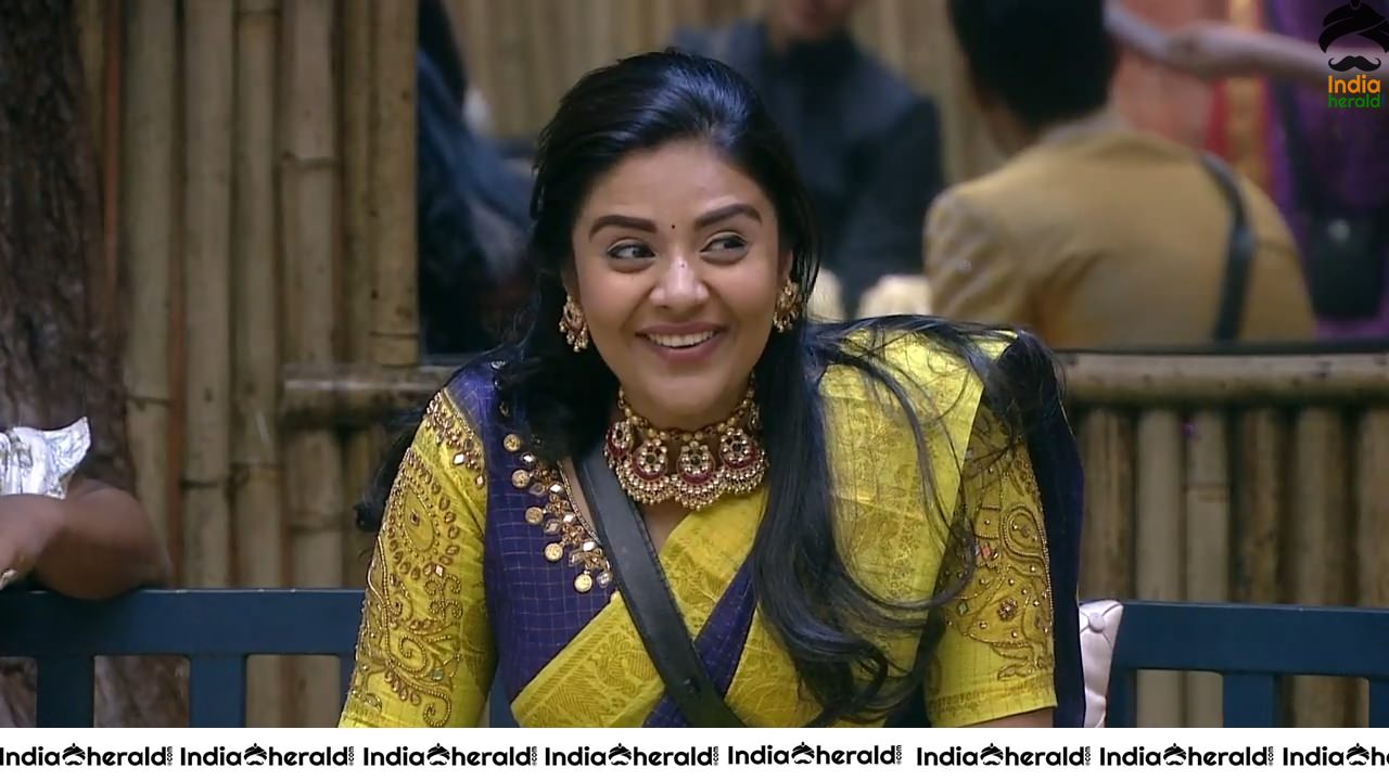 Bigg Boss Telugu Season 3 Day 99 Hot Wallpapers Set 3