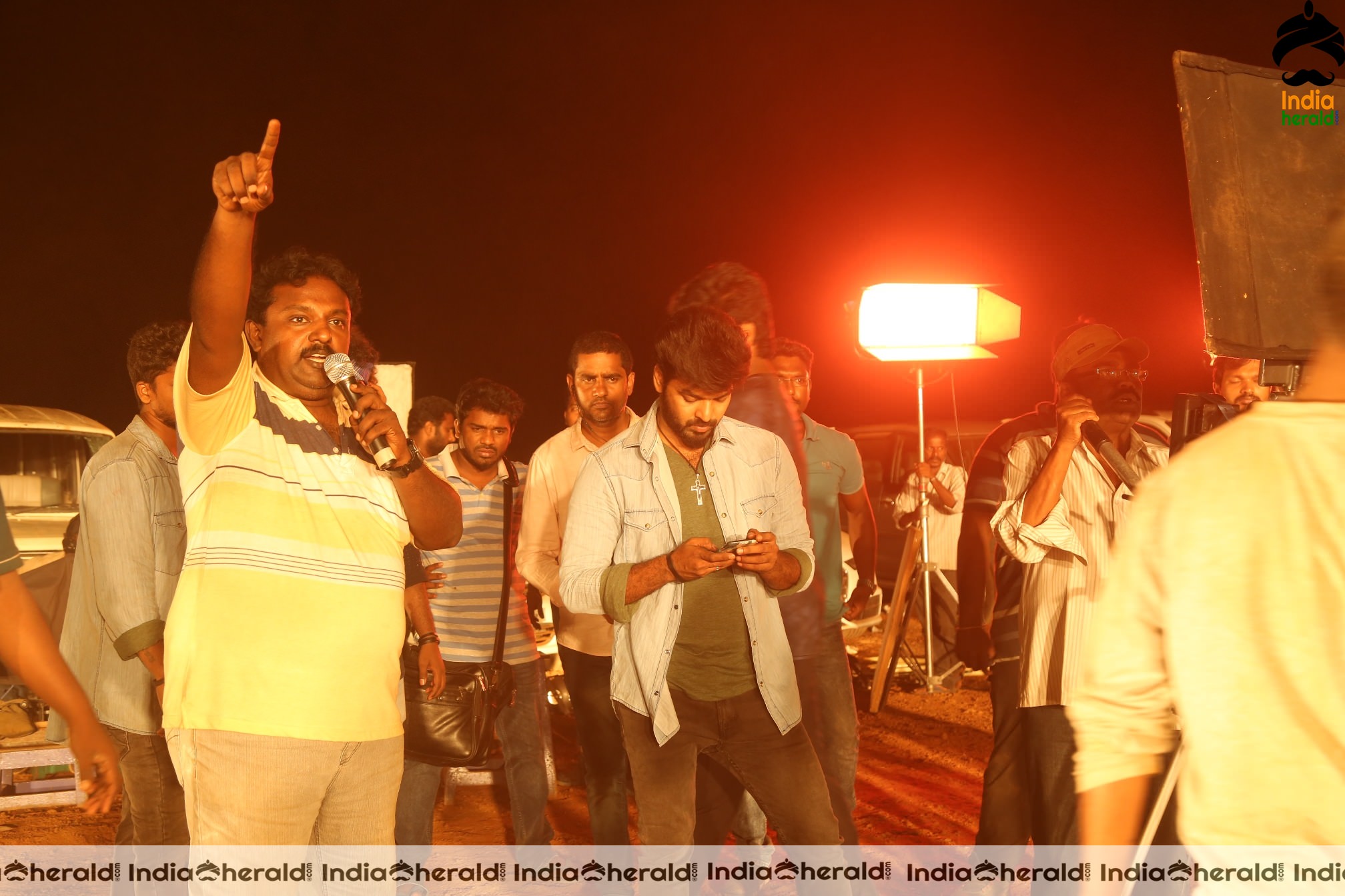 Breaking News Movie Shooting Spot Stills