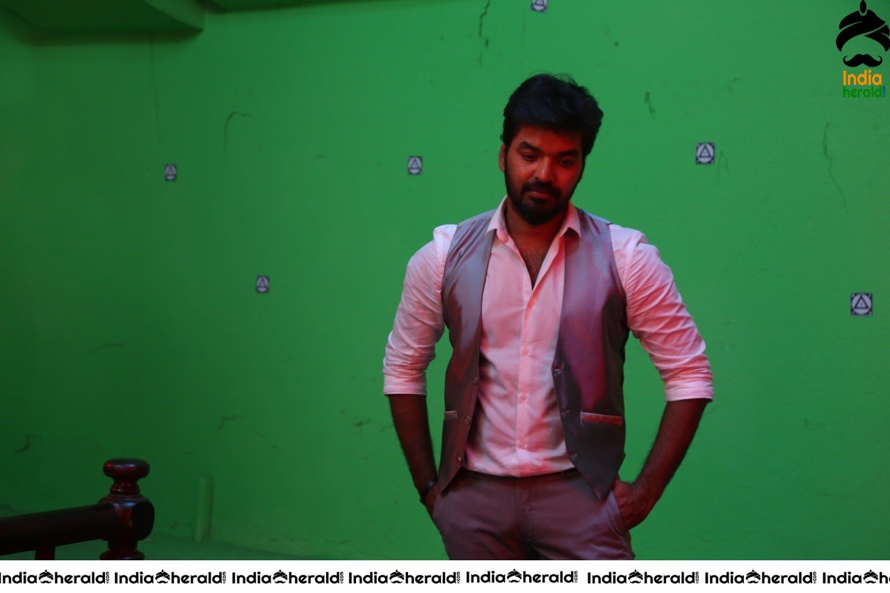 Breaking News movie Working Stills Set 1