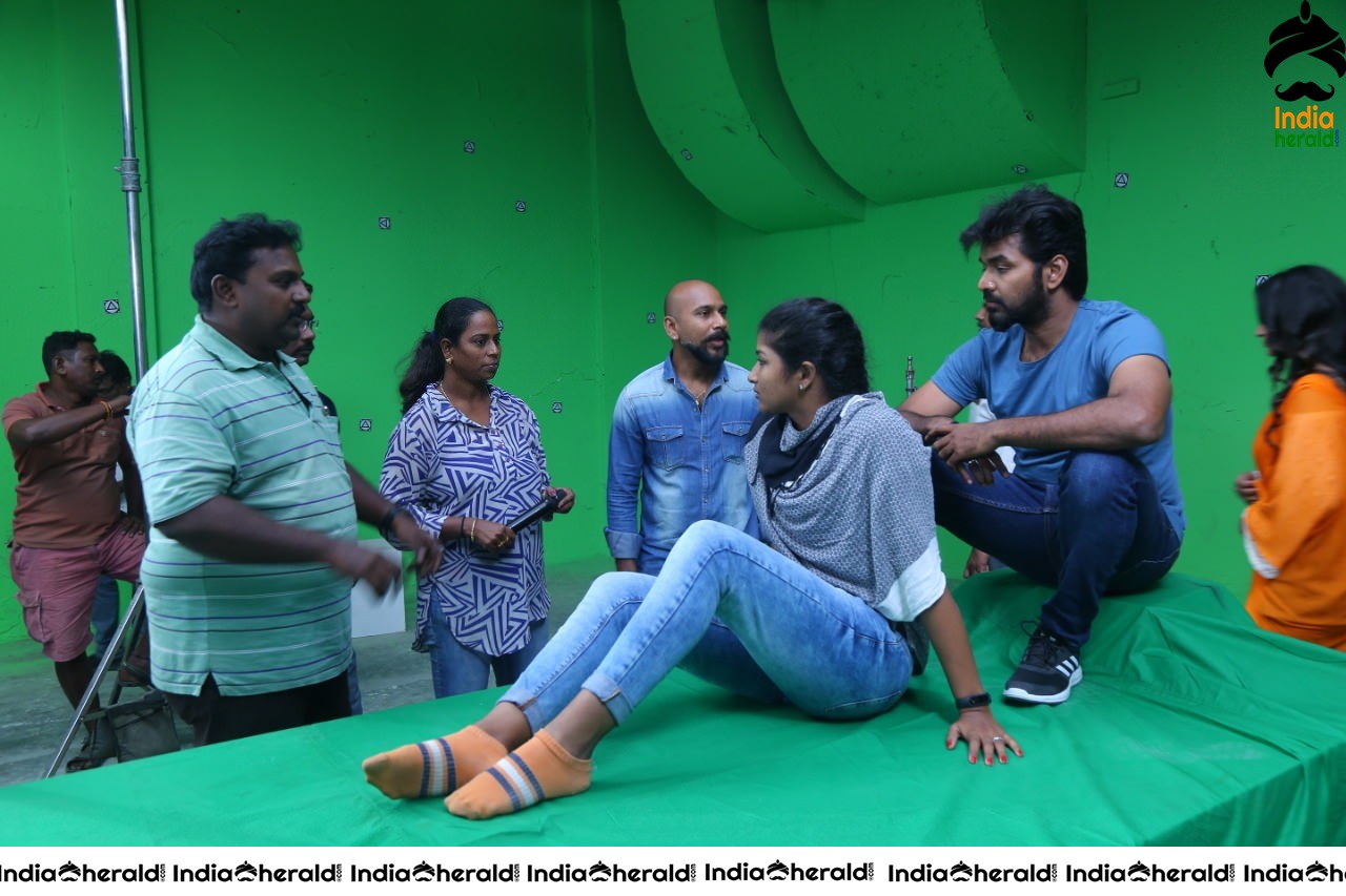 Breaking News movie Working Stills Set 2
