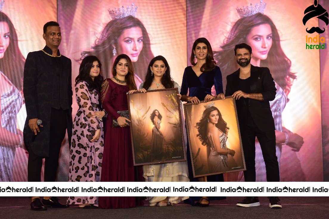 Celebrity photographer Karthik Srinivasan launched his star studded celebrity calendar for 2020 Set 3