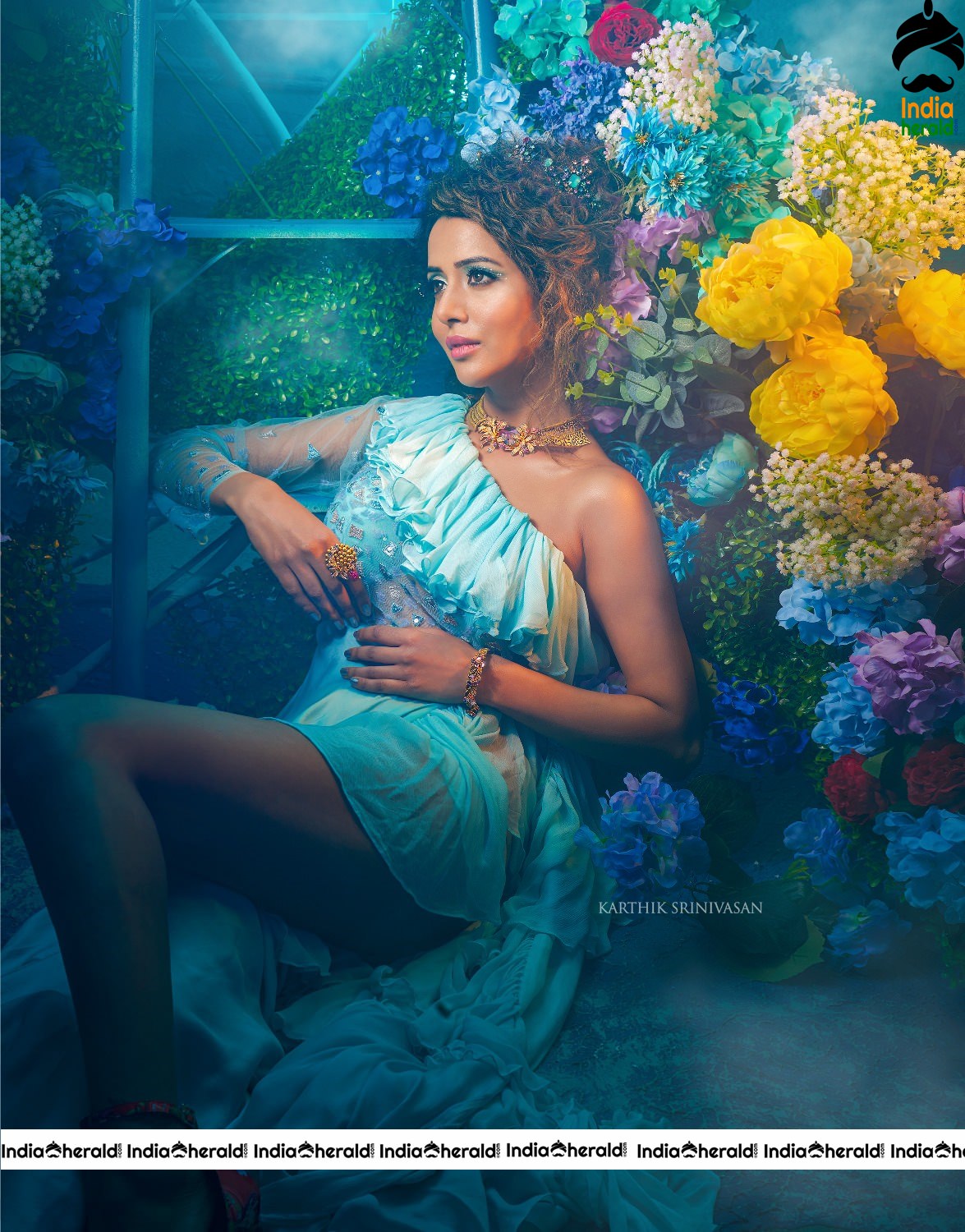 Celebrity photographer Karthik Srinivasan launched his star studded celebrity calendar for 2020 Set 5