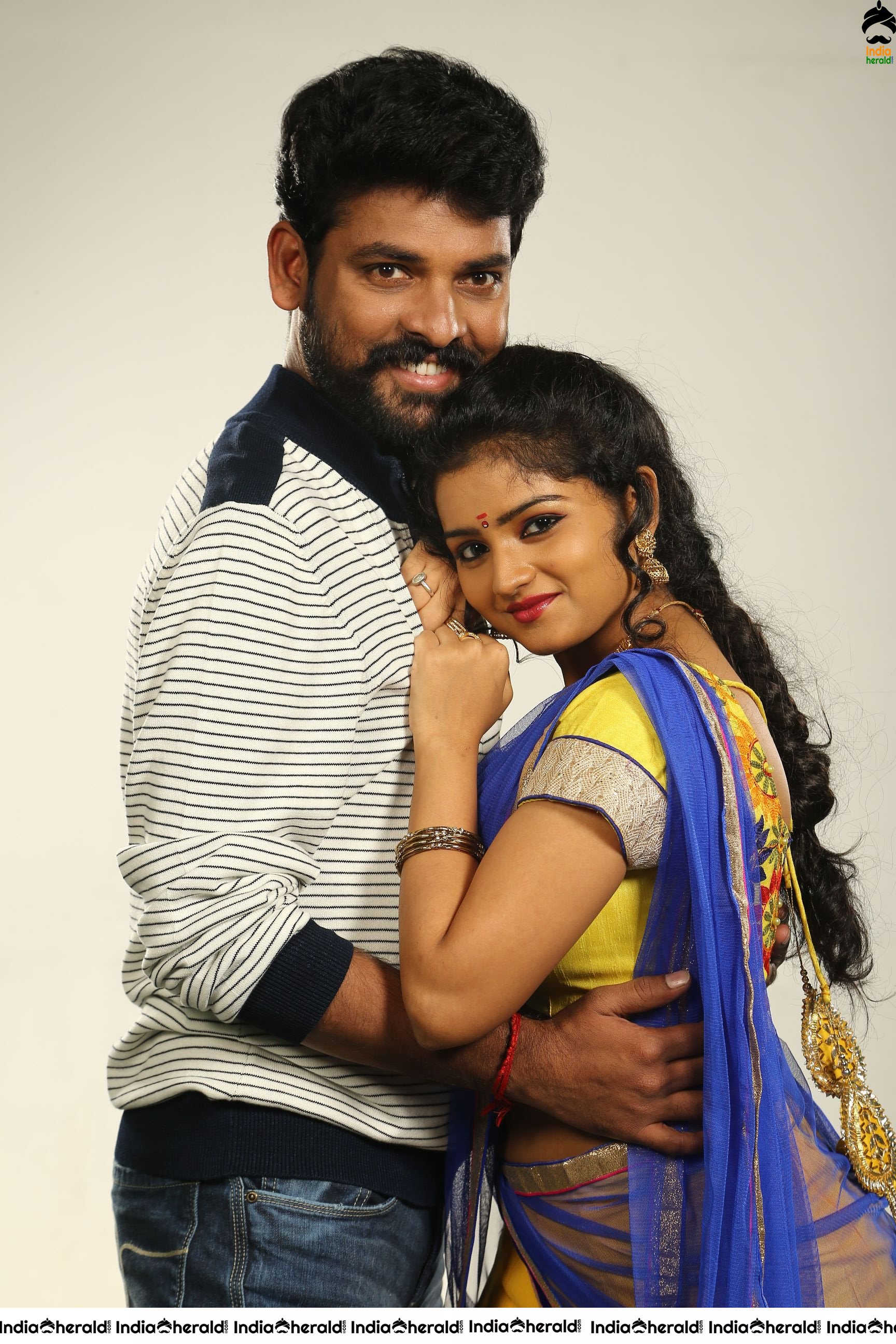 Chozhanaataan Tamil Movie Photoshoot Stills